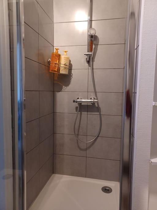 Le Citadin Aeroport Beauvais Paris Apartman Kültér fotó
